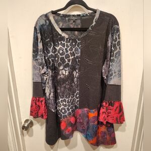 Calessa Women's Colorful Animal Print Burnout Asymmetric Tunic Top Sz 1X Artsy